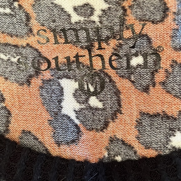 Simply Southern Leopard Print Soft Pullover 🐆 - Picture 6 of 7